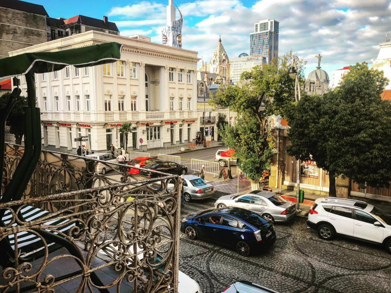 Hostel In Batumi Exterior photo